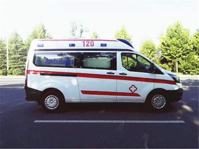 乐业救护车出租服务案例6